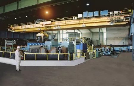   Radio-controlled process crane in manual mode in a roll turning shop operated by a manufacturer of steel profile sections.