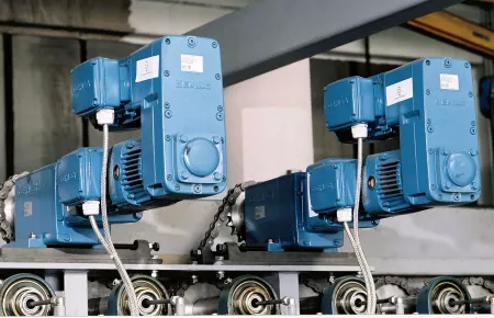 Demag FG microspeed motors used in a furnace application