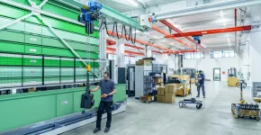  Demag-Krane, Demag KBK-Leichtkransystem und Demag-Hebezeuge bei NEFF Gewindetriebe GmbH